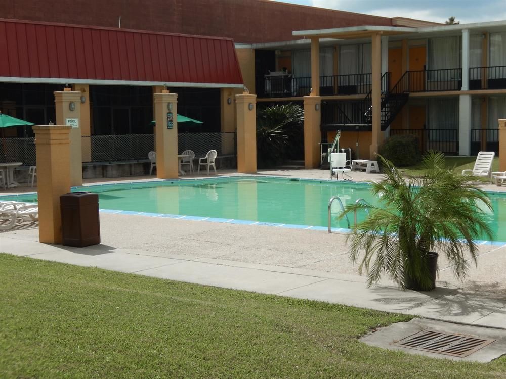 Executive Thibodaux New Orleans Hotel Esterno foto