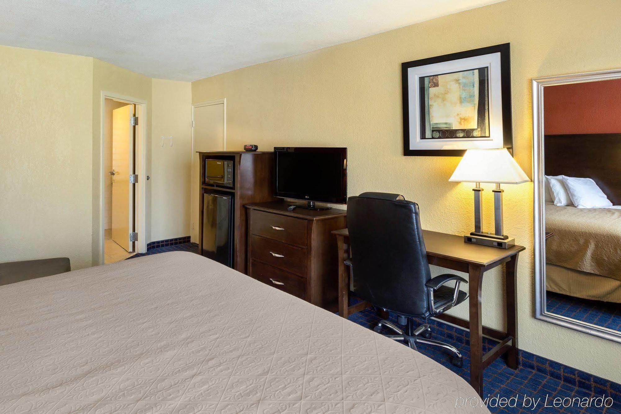 Executive Thibodaux New Orleans Hotel Esterno foto