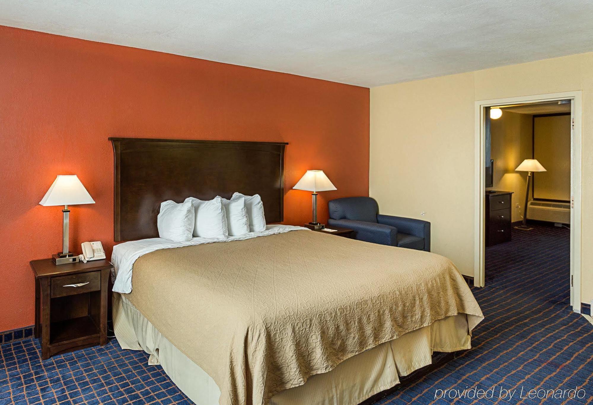 Executive Thibodaux New Orleans Hotel Esterno foto