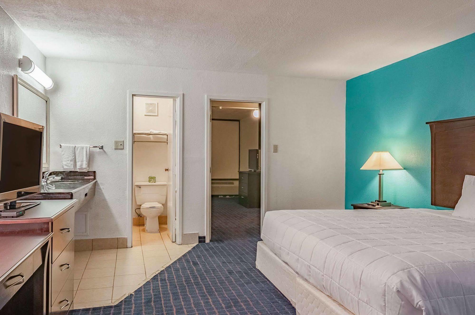 Executive Thibodaux New Orleans Hotel Esterno foto